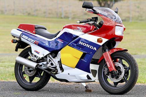 Íme egy kicsit elborult lista, avagy top 10 GP Replika motor a közutakra