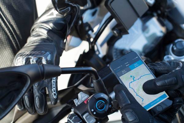 Elérhető a SCHUBERTH NUVIZ HUD szett