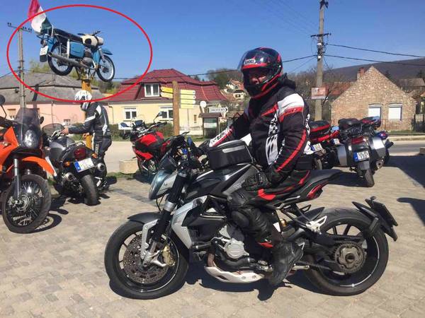 Heti hetes - Hogyan viselkedj egy motoros bulin?