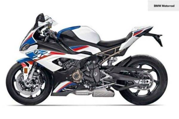 A BMW hat új modellel állt színpadra - EICMA 2019