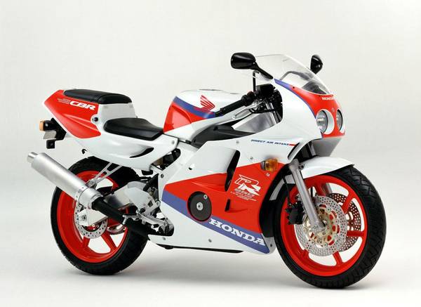 Hamarosan jön a legkisebb igazi Kawasaki Ninja, a ZX-25?