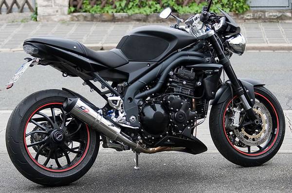 Angol pletyka: ősszel érkezik az új Triumph Speed Triple 1160?