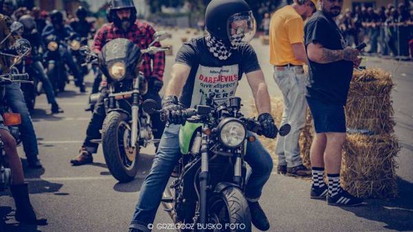 Cafe Racer Sprint, a lóerők harca