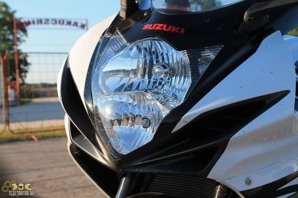 Gixxer-hatás: Suzuki GSX-R600 teszt