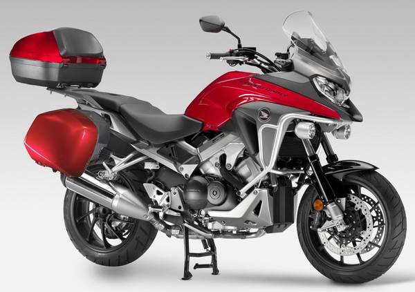 Honda, Köln: Új Crossrunner és Forza 125