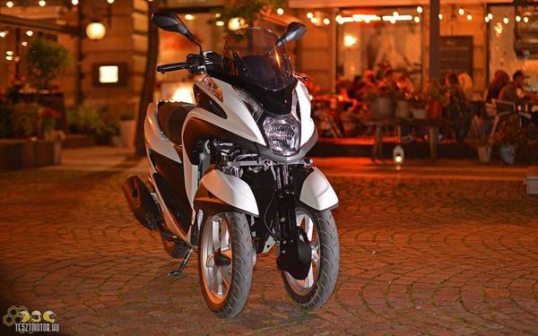 Ezzel vedd be Pestet: Yamaha Tricity teszt