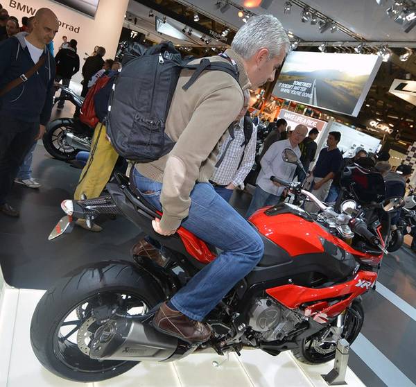 BMW, Eicma: S1000XR és F800R