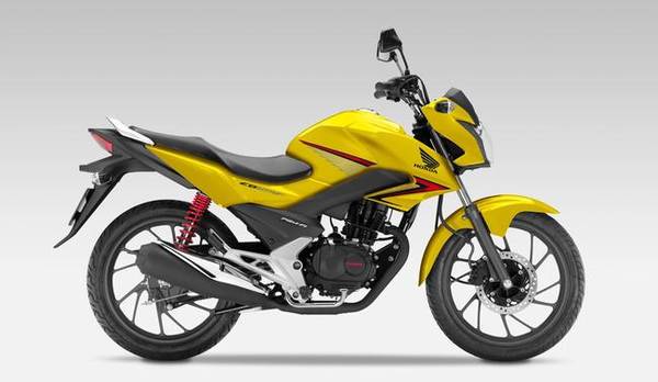 Új ruhában a kis CBF: Honda CB125F 2015