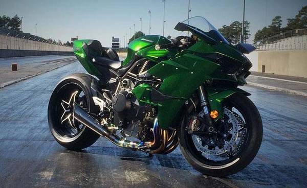 A nap videója: Így gyorsul a Ninja H2