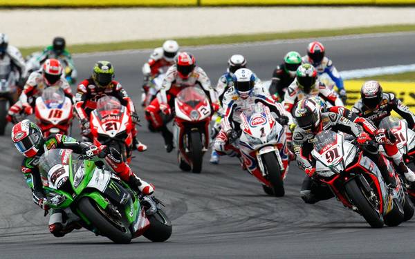 SBK: Brit uralom Ausztráliában!