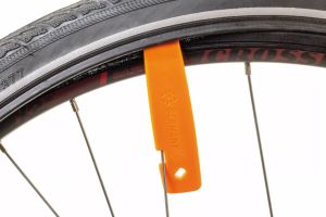 Sks 11586 gumiabroncskara levermen 1