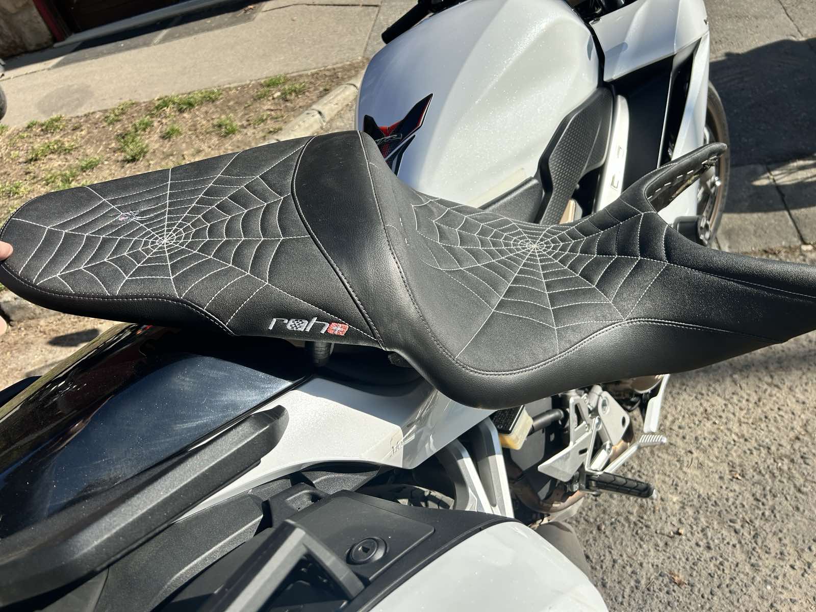 HONDA HONDA VFR 800F 2014 Full extra Használt motorkerékpár 2