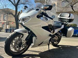 HONDA HONDA VFR 800F 2014 Full extra Használt motorkerékpár 1