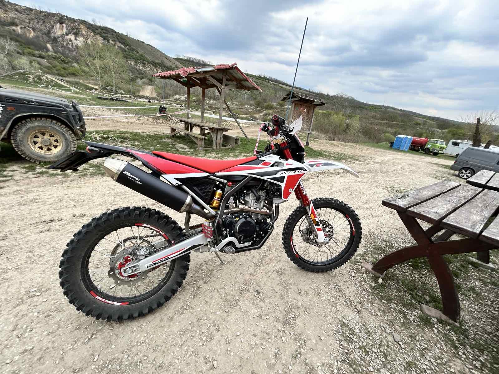 FANTIC XEF 250 TRAIL ENDURO (Rendszámos) Használt motorkerékpár 0