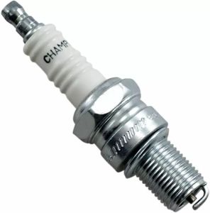 Champion OE108 Copper Plus ™ gyújtógyertya 1