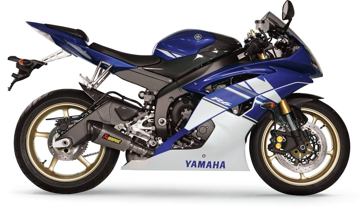 AKRAPOVIC SLIP-ON vonal kipufogódob titán Kipufogó dob - Slip On 0