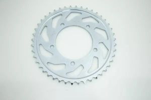 Sunstar sprockets 1-4430-44 Acél hátsó lánckerék Lánckerék