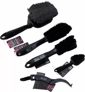Muc-off 206 5 darabos kefe készlet Szerszám motorkerékpár szereléshez 2