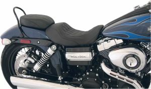 Mustang 76705 Wide Tripper™ előre szóló egyéni és hátsó ülés Ülés, nyereg 1