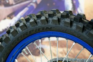 Pirelli 3842000 SCORPION ™ MX32 Mid Soft gumiabroncs Motorkerékpár gumiabroncs 1