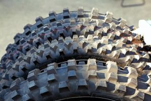 Pirelli 3842000 SCORPION ™ MX32 Mid Soft gumiabroncs Motorkerékpár gumiabroncs 3