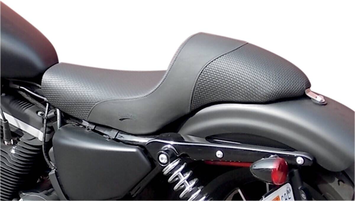 Saddlemen ülés AMERICANO sima Harley Davidson Ülés, nyereg 0