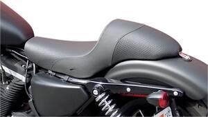 Saddlemen ülés AMERICANO sima Harley Davidson Ülés, nyereg