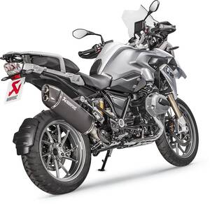 AKRAPOVIC SLIP-ON vonal kipufogódob titán fekete Kipufogó dob - Slip On