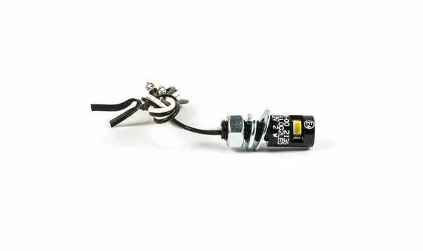 Parts europe 01211891 8 mm-es menetes E-jelölésű rendszámtábla Super Bright LED-del Rendszámtartó 0