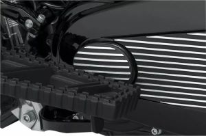 Kuryakyn 6069 Finned Front Elsődleges akcentus Motorblokk dekli 2