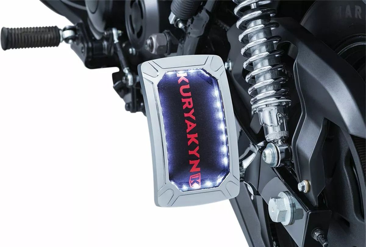 Kuryakyn KUR3190 Nova ívelt rendszámtartó Rendszámtartó 2