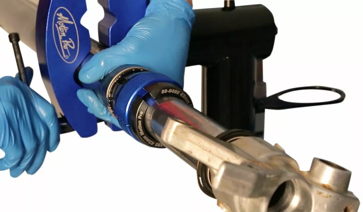 Motion pro 08-0681 Ringer® Fork Seal Driver Szerszám motorkerékpár szereléshez 2