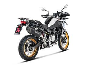 AKRAPOVIC SLIP-ON vonal kipufogódob titán Kipufogó dob - Slip On