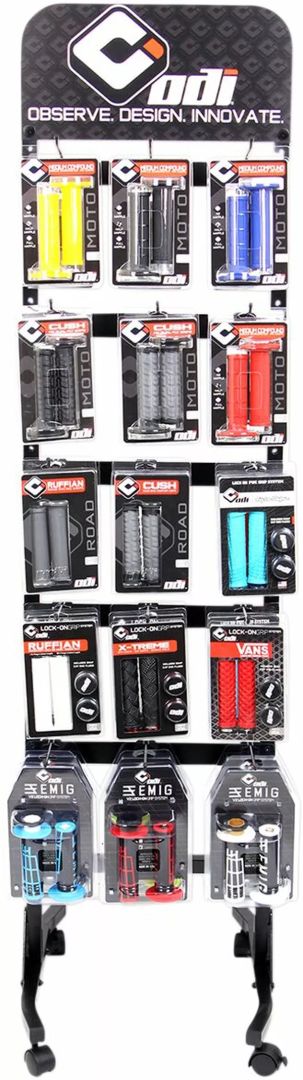 Odi POP1-16H-B-MX GRIPS POP kijelző ÜZLETBERENDEZÉSEK 0