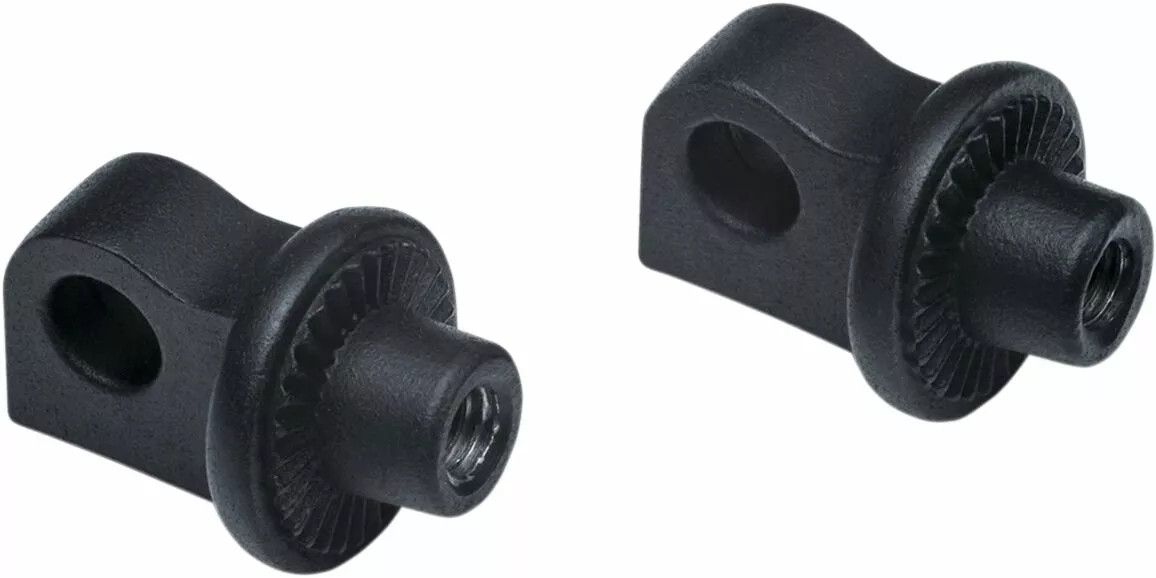 Kuryakyn KUR6775 hornyos adaptertartók Lábtartó és lábtartó alkatrészek 0