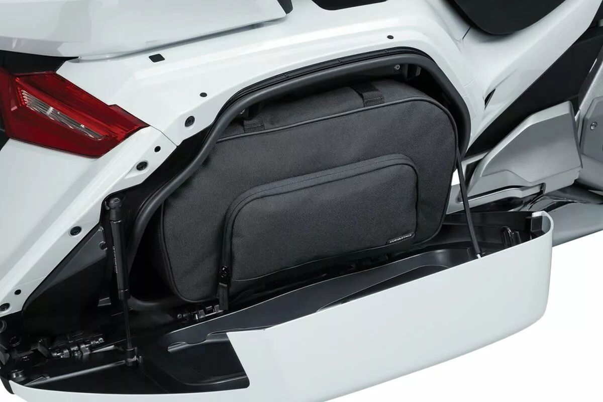 Kuryakyn KUR5268 SADDLEBAG BÉRÉSEK Oldaldoboz és alkatrészei 1