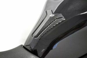 Uniracing K46020 tartálybetét Matrica 2