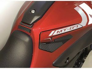 Uniracing K46025 tartálybetét Matrica 2