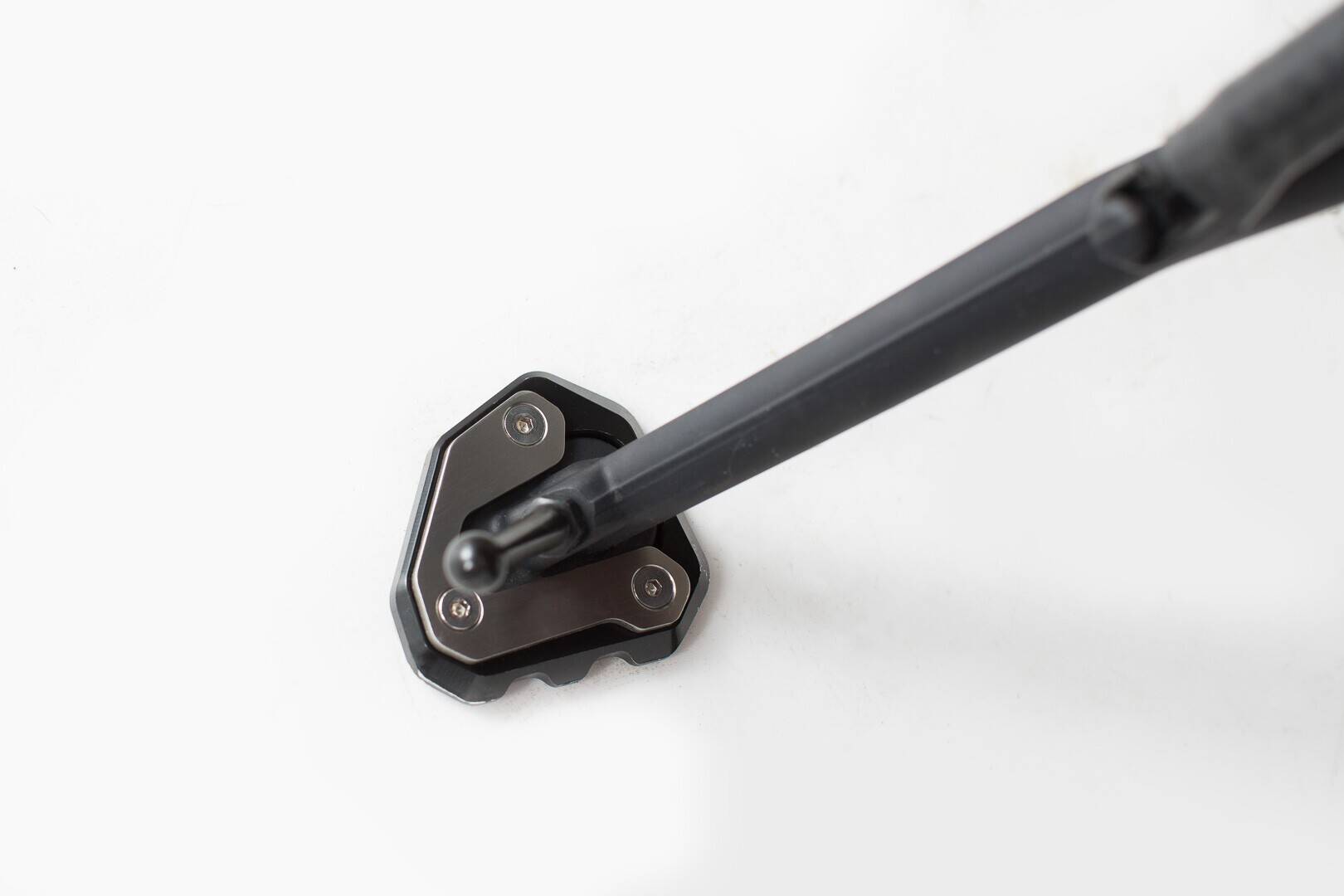 Sw-motech SIDESTAND láb kiterjesztés BLACK/SILVER KTM 1290 szuper Duke GT Bukócső, blokkvédő, váz 0