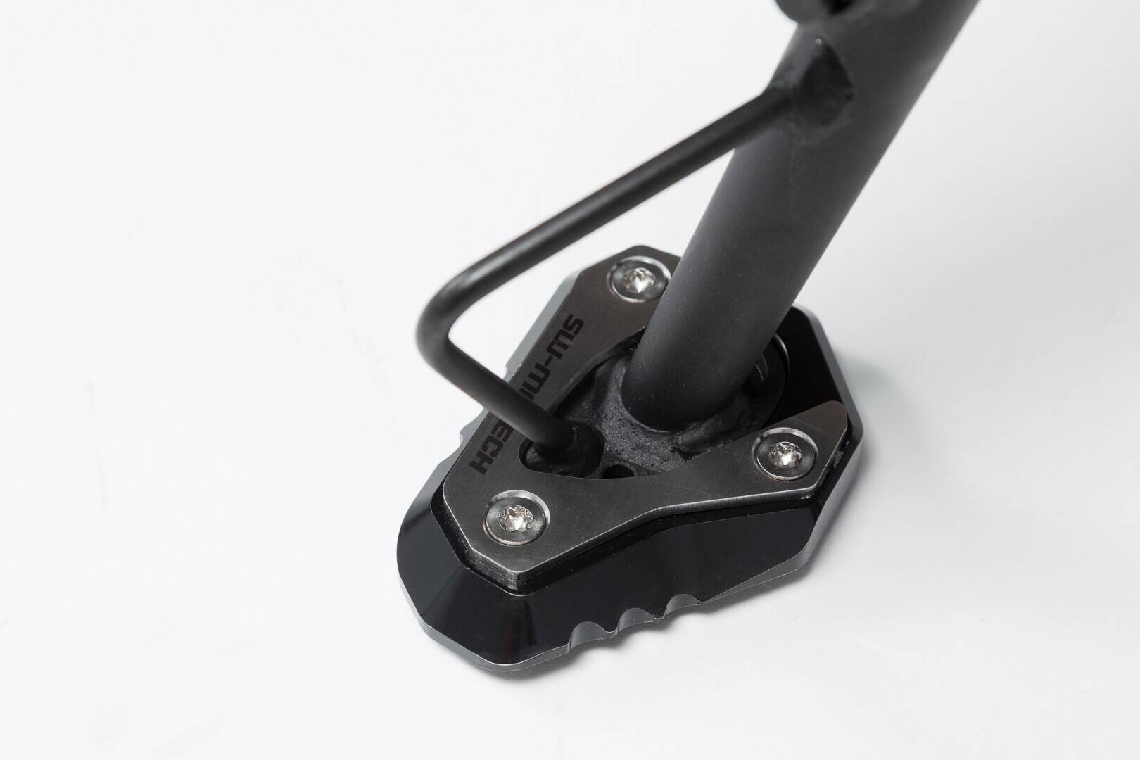 Sw-motech SIDESTAND láb kiterjesztés BLACK/SILVER Kawasaki Versys-X300 ABS Bukócső, blokkvédő, váz 0