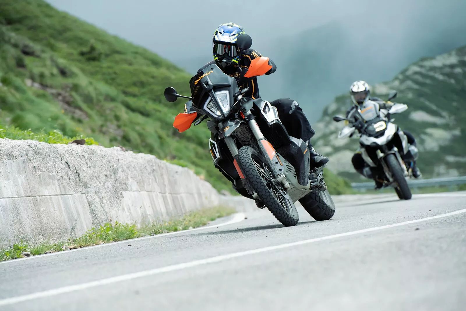 Continental 02446450000 TKC 70 Rocks gumiabroncs Motorkerékpár gumiabroncs 3
