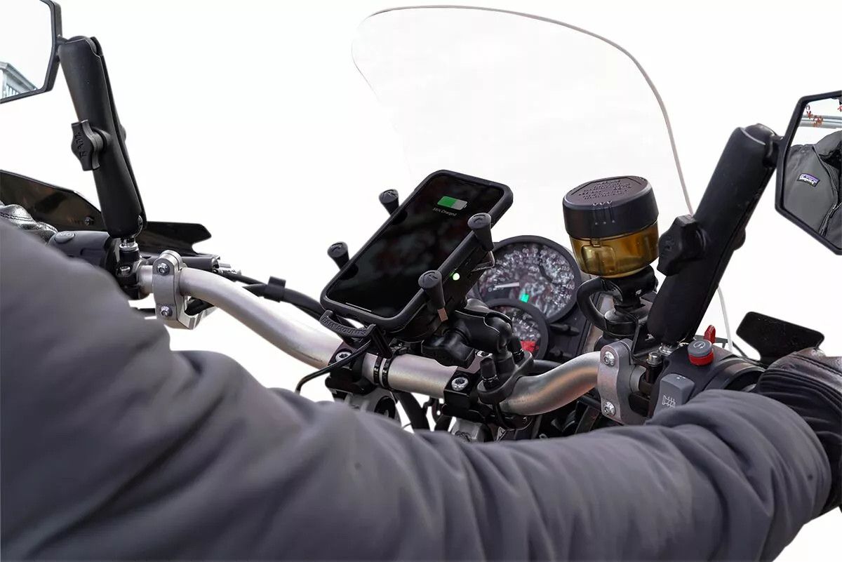 RAM MOUNT RAMB149ZAUN12WV Tough-Charge™ vízálló vezeték nélküli töltőtartó Kameratartó, GPS tartó, telefontartó 2