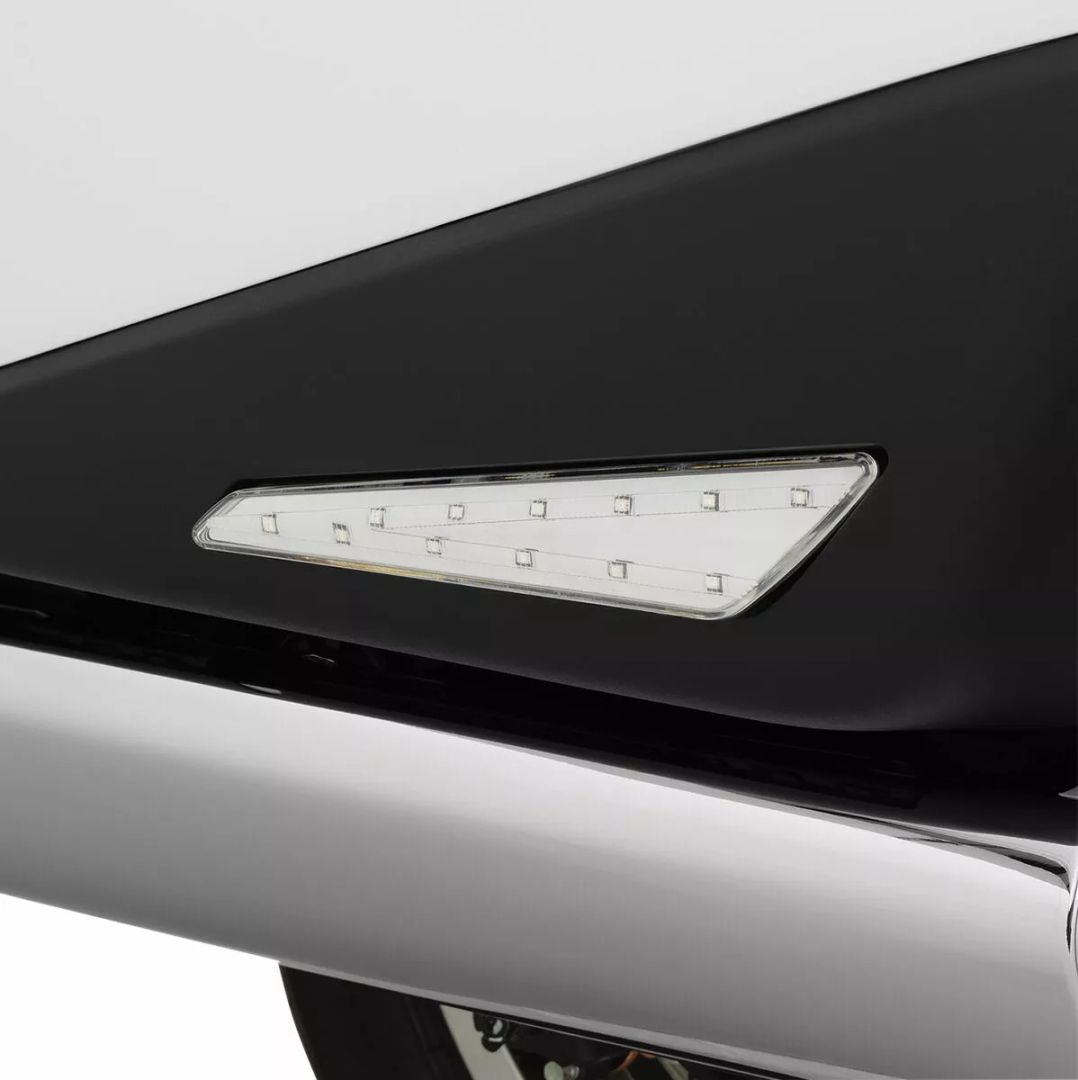 Show chrome 52-923R kétfunkciós LED-jelzőlámpa Kiegészítő lámpa, irányjelző 2