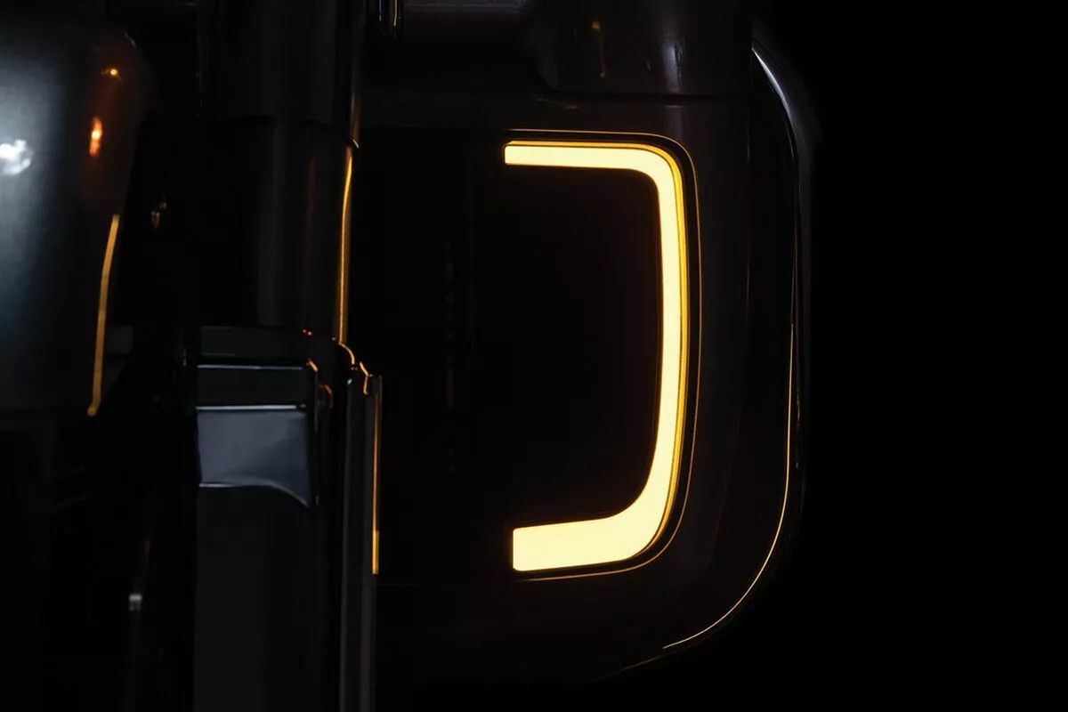 Kuryakyn KUR5064 Tracer LED burkolat alsó rácsbetétek Irányjelző, index 2