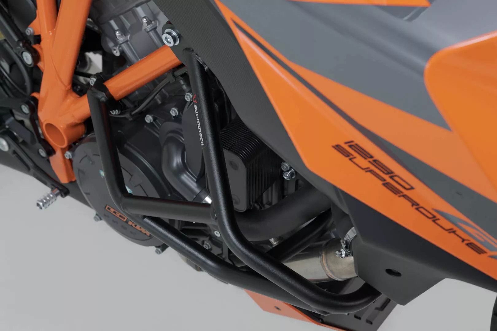 Sw-motech SBL.04.430.10000/B Crash Bar Sárvédő, vázvédő, idom 3