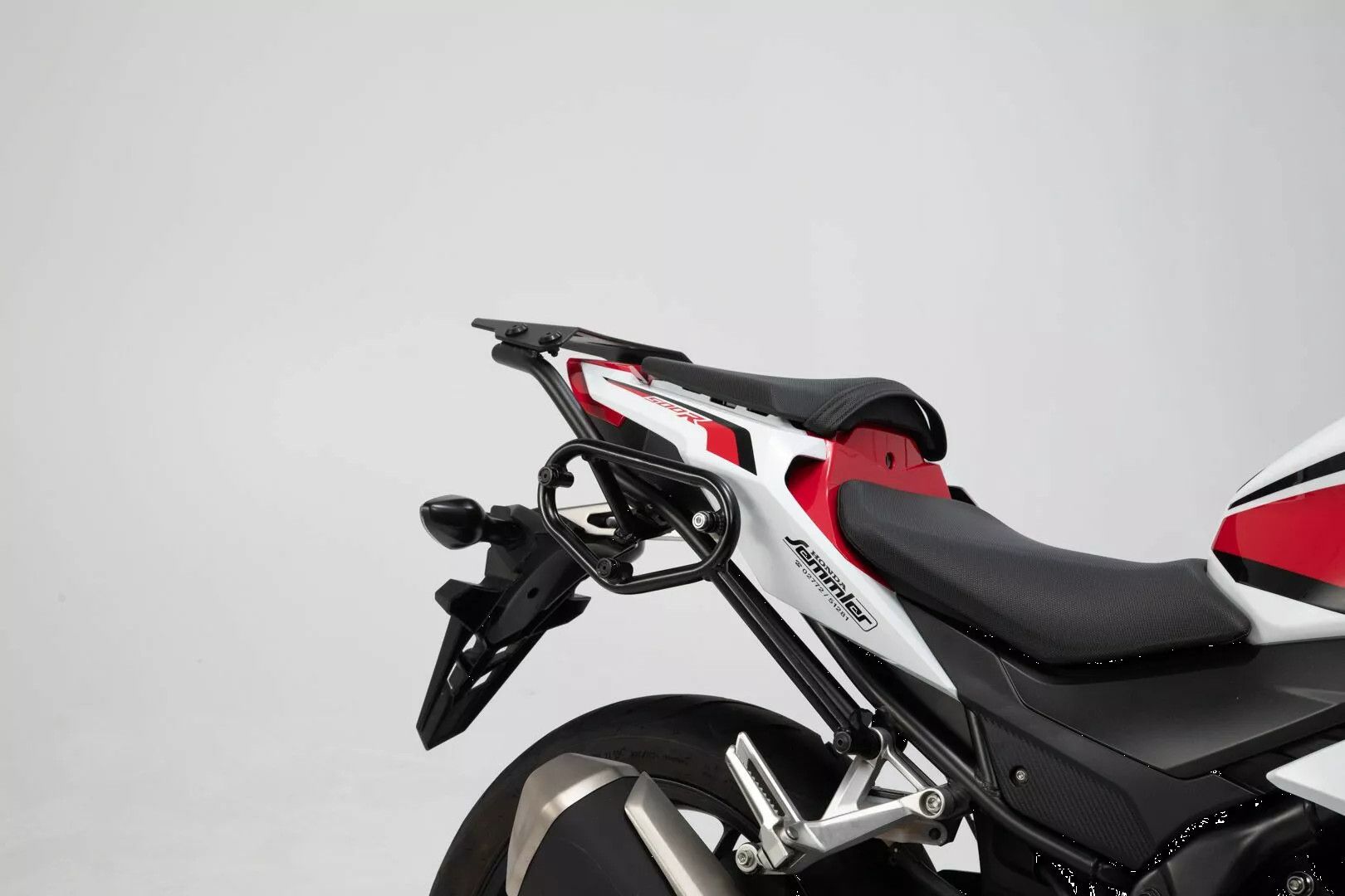 Sw-motech HTA.01.742.10000 SLC oldalsó tartó Csomagtartó állvány motorkerékpárra 2