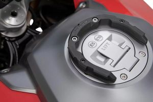 Sw-motech TRT.00.787.30800/B Pro Pro Tank Ring Kit Tanktáska 1