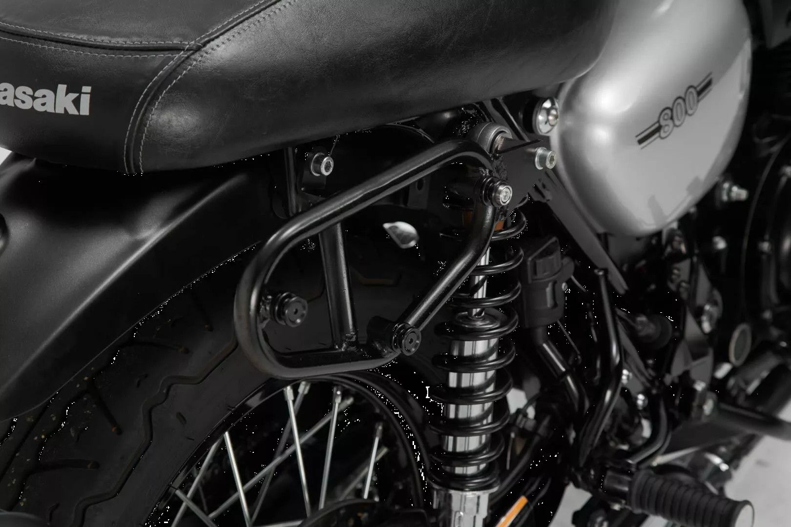 Sw-motech HTA.08.933.10000 SLC oldalsó tartó Csomagtartó állvány motorkerékpárra 1