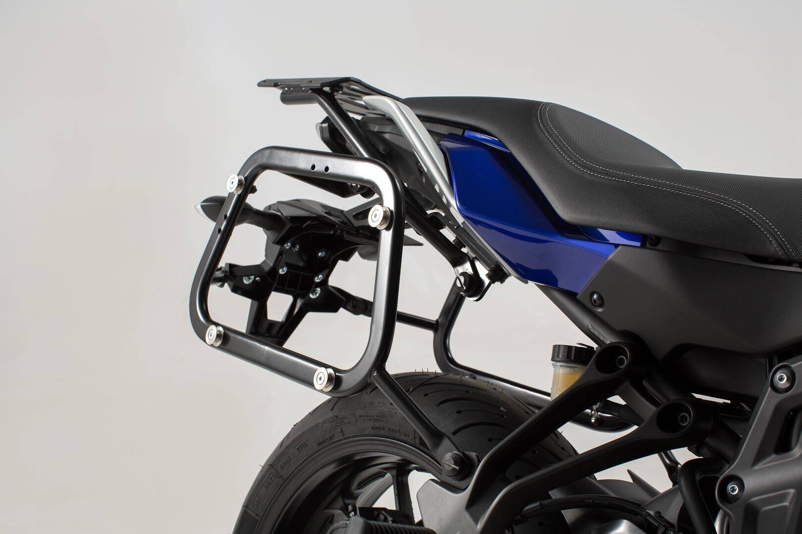 Sw-motech oldal szállító EVO fekete Yamaha MT-07 Tracer Csomagtartó állvány motorkerékpárra 0