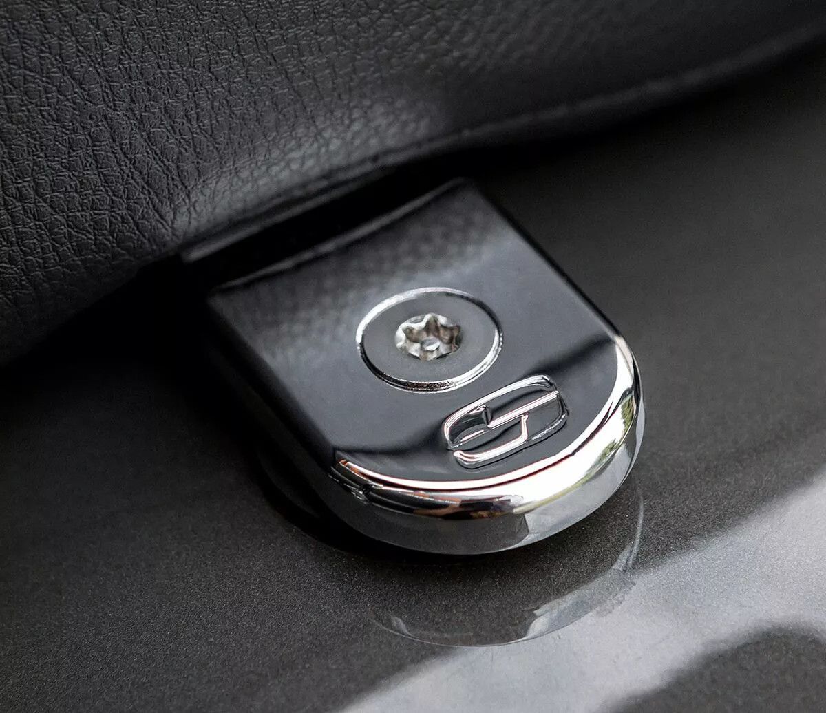 Saddlemen 8910C biztonsági ülés csavar Ülés rögzítés 2